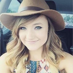 Meet your Posher, Rachael